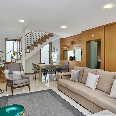 Gorgeous Townhouse In Centre, Shared Pool Casa de Férias Tavira